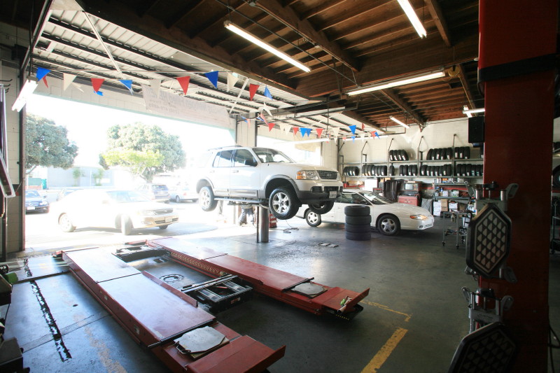 MNM Locations uploads 722 Auto Mechanic, Wheel Alignment & Tires